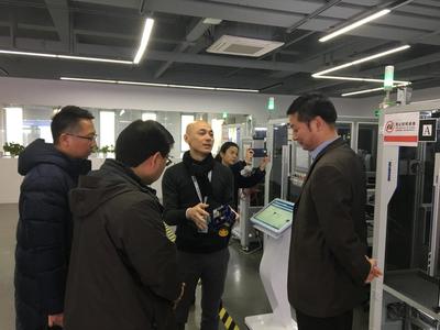 深化校企合作 共促創(chuàng)新發(fā)展 余聯(lián)慶院長(zhǎng)一行赴無(wú)錫、上海考察調(diào)研